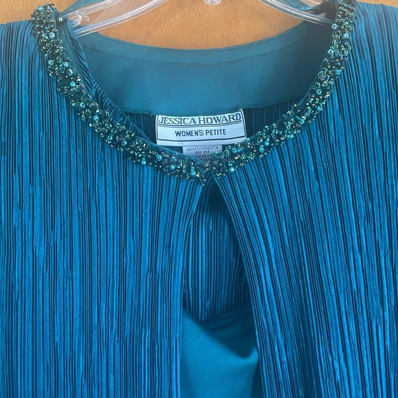 Jessica Howard Two-Piece Shift Dress Set - Picture 3 of 8